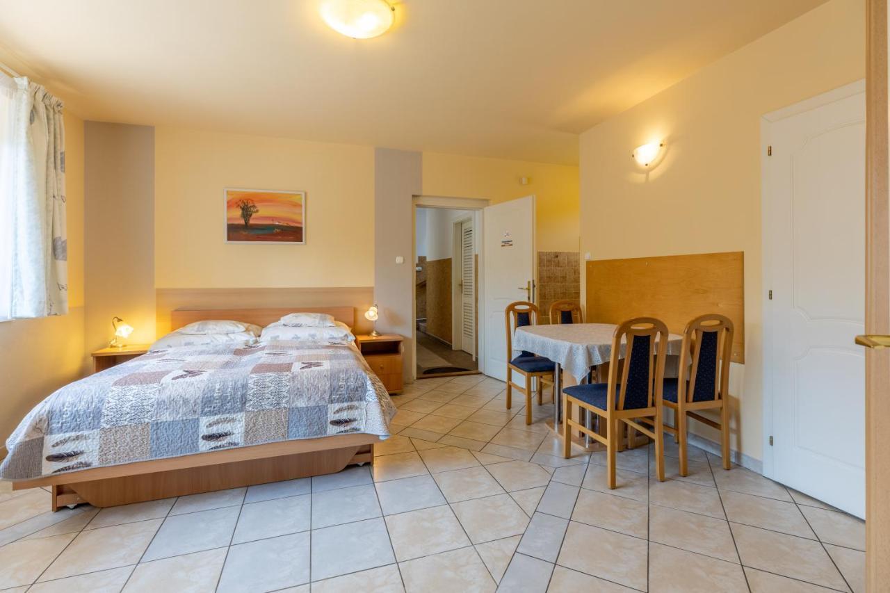 Aranyapartman Hajdúszoboszló Extérieur photo