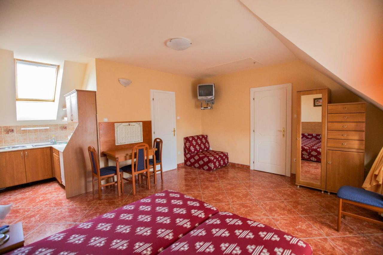 Aranyapartman Hajdúszoboszló Extérieur photo