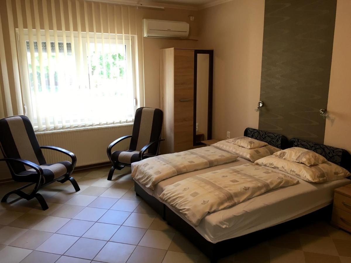Aranyapartman Hajdúszoboszló Extérieur photo